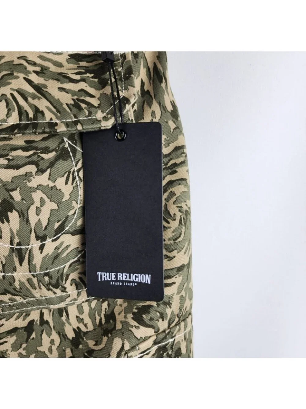 True Religion Jeans Mens 31x32 Multi Abstract Camo Cargo Denim NWT